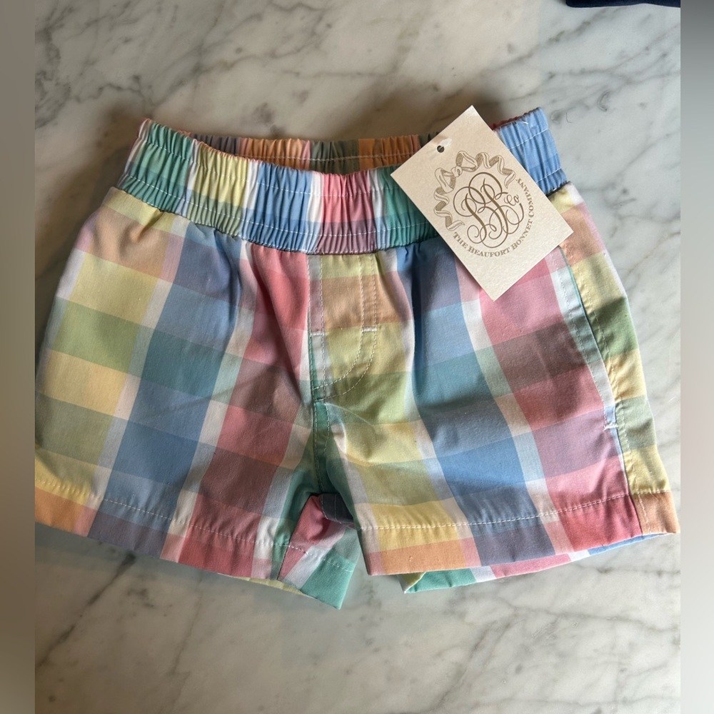 New with tags plaid shorts